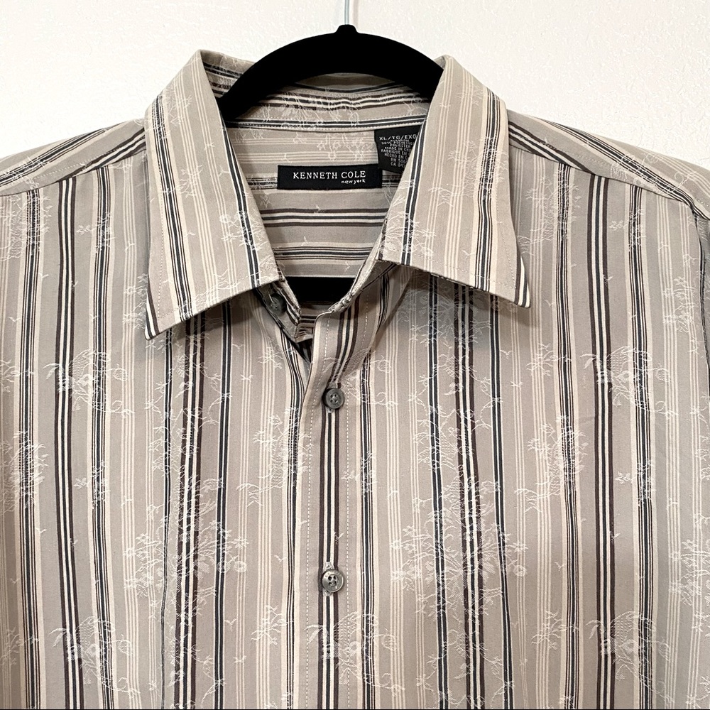 KENNETH COLE Embroidered Button Down Shirt XL
